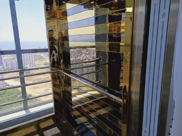 İstinye Park Plaza Konutları projemizdeki asansör işlerimiz tamamlandı